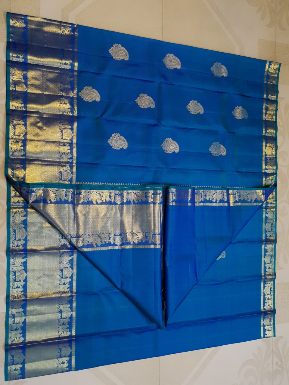 Royal Blue Silver Zari Kanchipuram Handloom Bridal Silk Saree